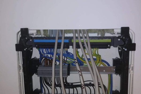received_448608775909949